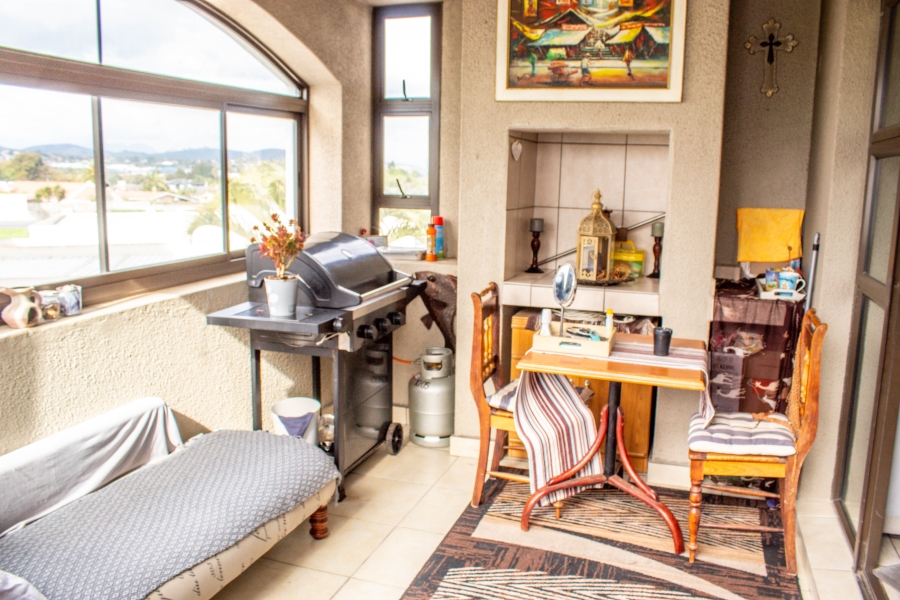 2 Bedroom Property for Sale in Vredekloof Western Cape